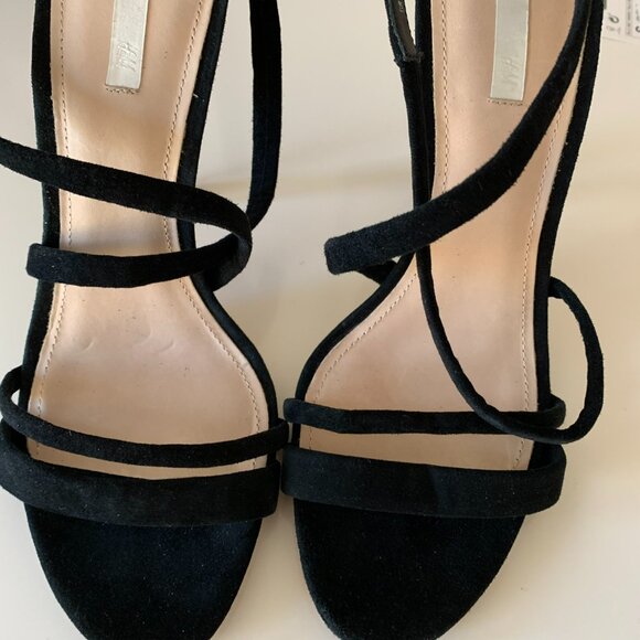 SUEDE LEATHER SANDALS - OPEN STRAPPY IN SIZE 39 - BRAND NEW - Picture 4 of 5